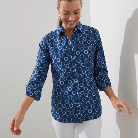 Chicos Blue White Shibori Print Button Up Size 1 Small - Picture 2 of 15